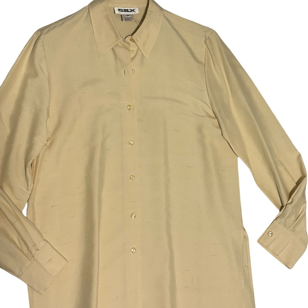 VTG 100% Silk Button Down Blouse Women’s Medium Long Sleeve Classic